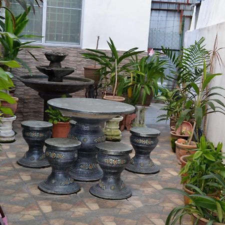 Megastar Inn Vacation Stay Kangar Exterior foto